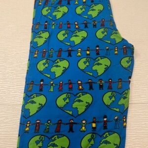 FABULEGS World Unity Leggings  Global Hearts Novelty   holding hands